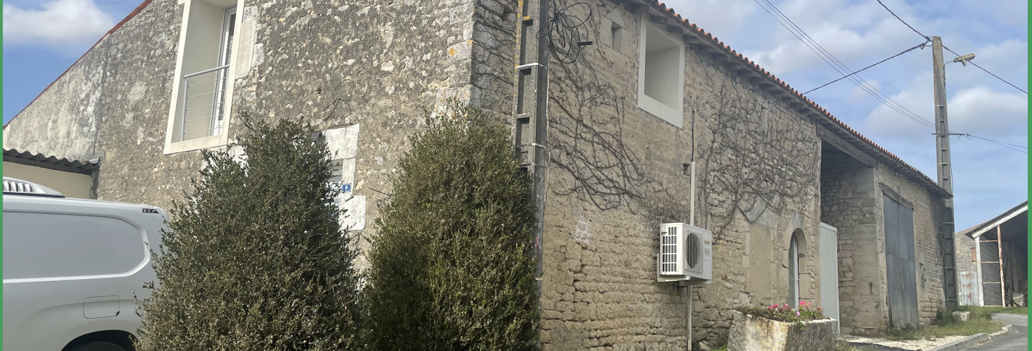 Commerce  200 m² à vendre à Néré (17510)