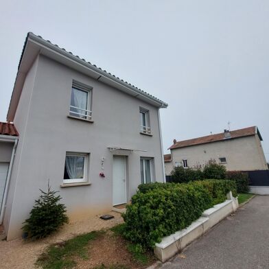 Maison 5 pièces 1270 €