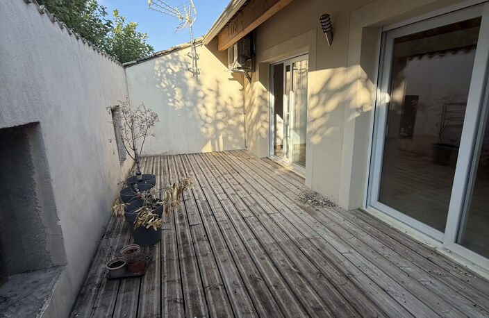 Maison rénovée en 2018 au coeur du village de Visan. — photo 5