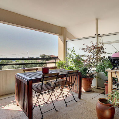 Appartement 3 pièces 1055 €