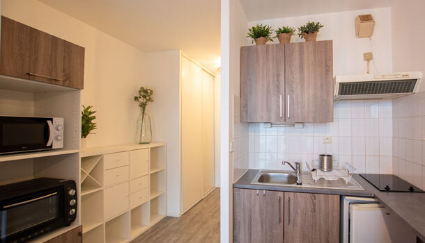 Appartement 1 pièces  à louer Rochelle (La) 17000