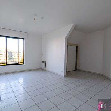 Appartement 1 pièces 580 €