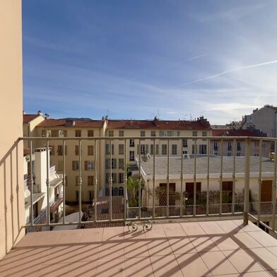 Appartement 3 pièces 250000 €