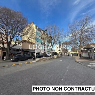 Commerce 1 pièces 2600 €