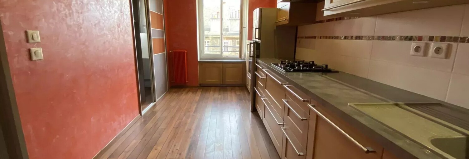 Appartement 3 Pièces 77 m² à louer à Chambéry (73000)