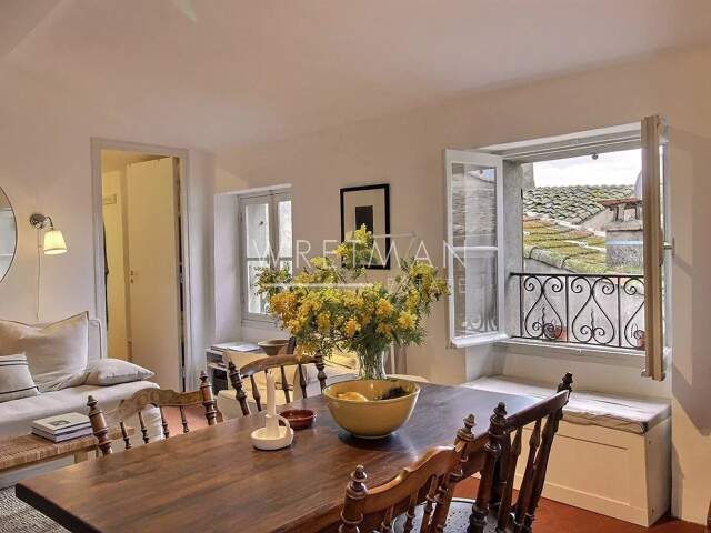 Charmant appartement - Centre Biot — photo du bien