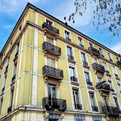 Appartement 3 pièces 220000 €