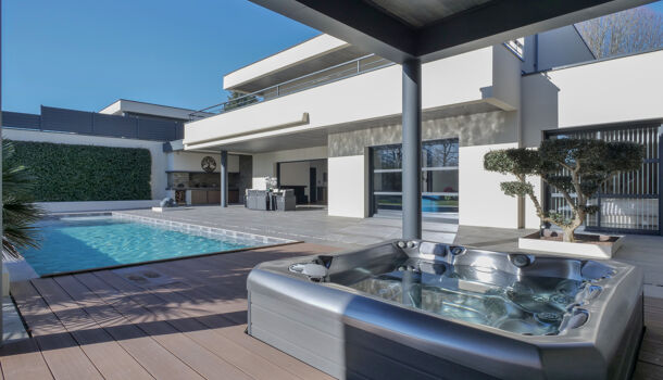 Villa / Maison 8 pièces  à vendre Pau 64000