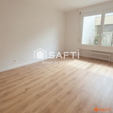 Appartement 1 pièces 110000 €