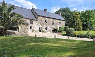 Commerce 20 Pièces 1353 m² à vendre à Saint-Nolff (56250)