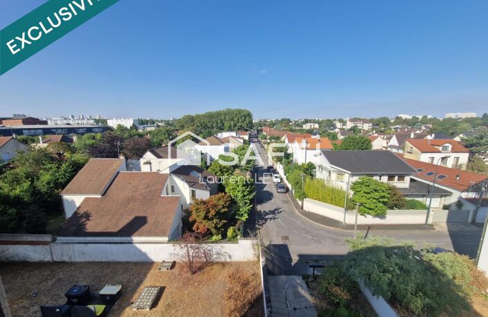Beau séjour avec balcon, salle d'eau refaite — photo 4