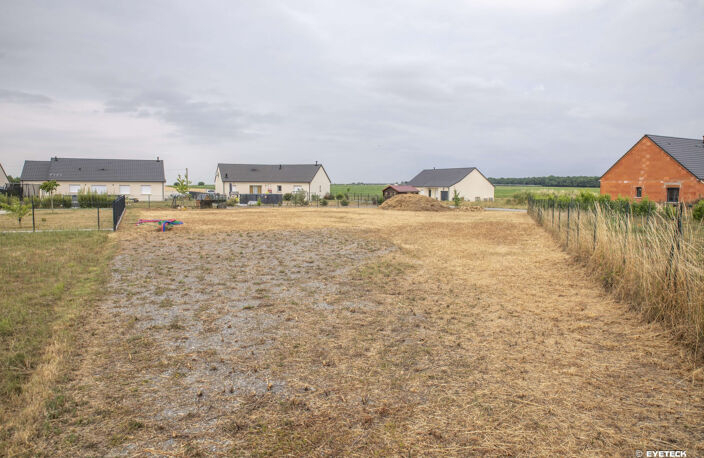 dpt cher (18), à vendre BRECY, terrain construtible de 1309m — photo 3