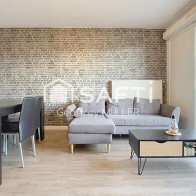 Appartement 4 pièces 220000 €