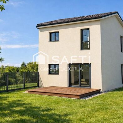 Maison 4 pièces 240000 €