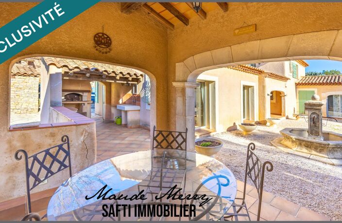 Propriété au charme Provençal - villa individuelle de 160 m2 habitable - 4 chambres dont une suite parentale de plain-pied - dépendance de 12 m2 (non comprise dans la surface habitable indiquée) - piscine chauffée - double garage de 32 m2 et abri voiture - terrain de près de 2000 m2 — photo 2