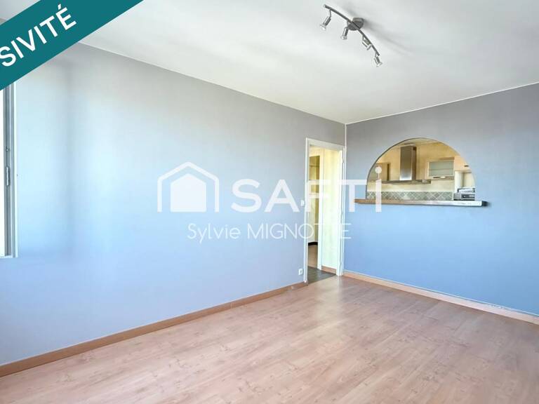 Appartement type 3 à villefranche sur Saône — photo 1