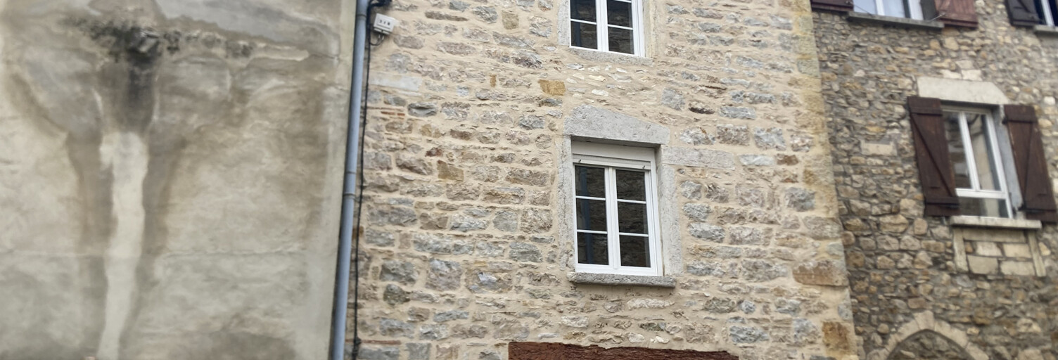 Maison 4 Pièces 79 m² à louer à Lagnieu (01150)