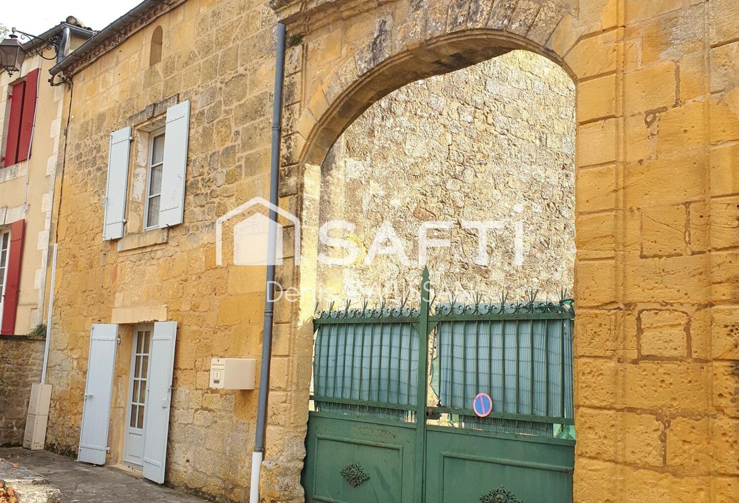 Ensemble immobilier 1 Maison 8 pièces + 1 maison T2 + 1 maison T3 — photo 1