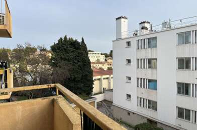Appartement 3 pièces 970 €