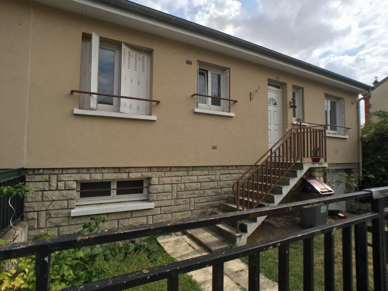 Villa / Maison  T6 à louer Beine-Nauroy 51490