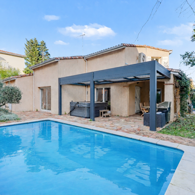 Maison 5 pièces 469000 €