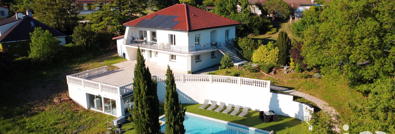 Maison 8 Pièces 282 m² à vendre à Dommartin (69380)