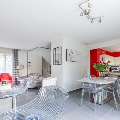 Maison 6 pièces 389900 €