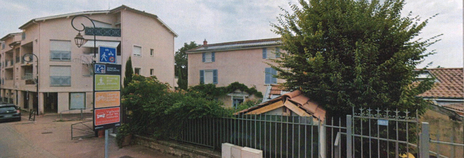 Garage  25 m² à louer à Chaponost (69630)