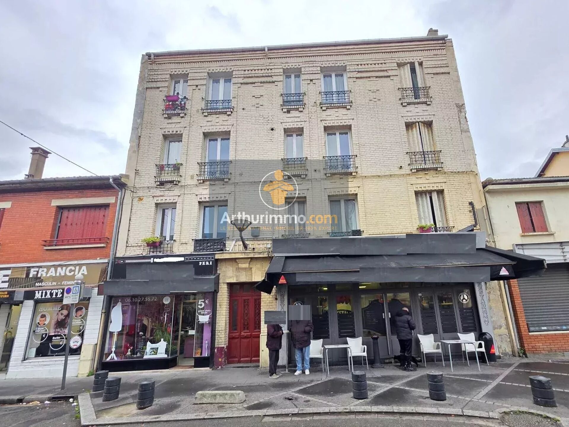 Immeuble 13 pièces 580 m² · à Saint-Denis · 580 m² · 1 580 000 €