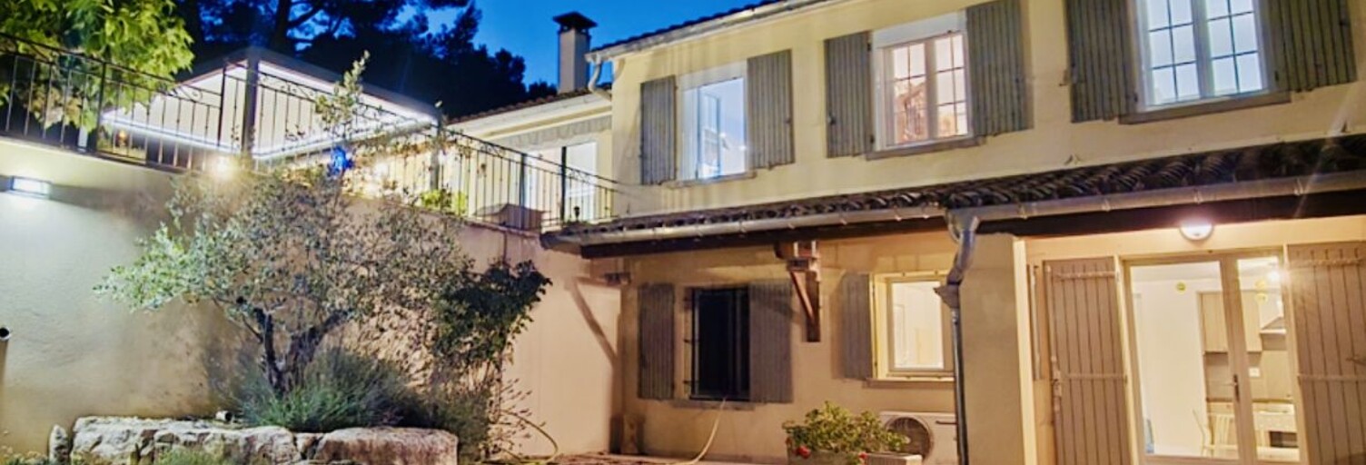 Maison 8 Pièces 217 m² à vendre à Vacqueyras (84190)