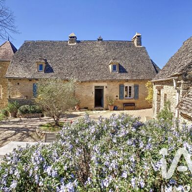 Maison 5 pièces 499000 €