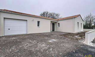 Maison 5 Pièces 103 m² à louer à Treize-Septiers (85600)