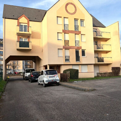 Appartement 1 pièces 530 €