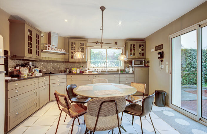 A VENDRE MAISON 9 PIECES QUARTIER LA NORMANDIERE CESSON-SEVIGNE — photo 3