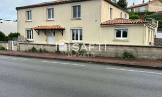 Maison 10 Pièces 275 m² à vendre à Pouzauges (85700)