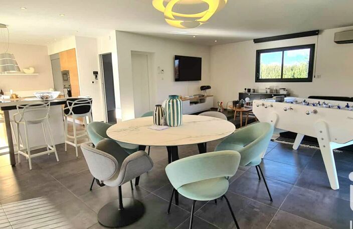 Vente Maison/villa 6 pièces — photo 2