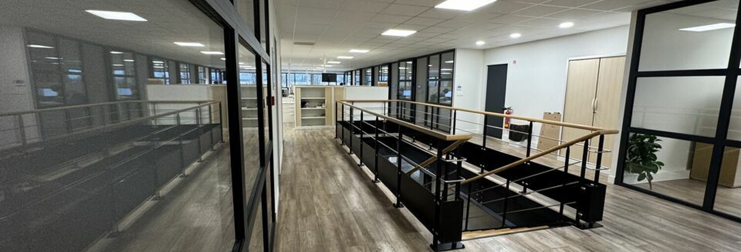 Bureau  908 m² à louer à Tours (37100)