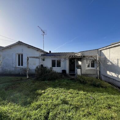 Maison 4 pièces 890 €