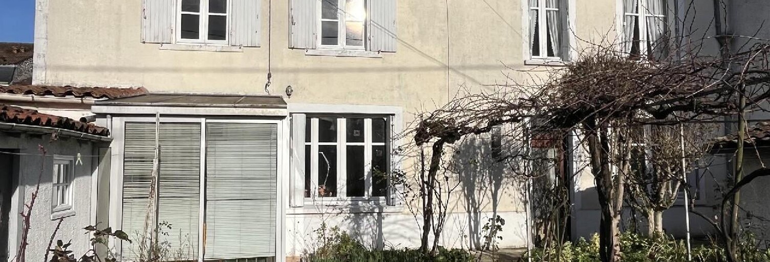 Maison 5 Pièces 121 m² à vendre à Cognac (16100)
