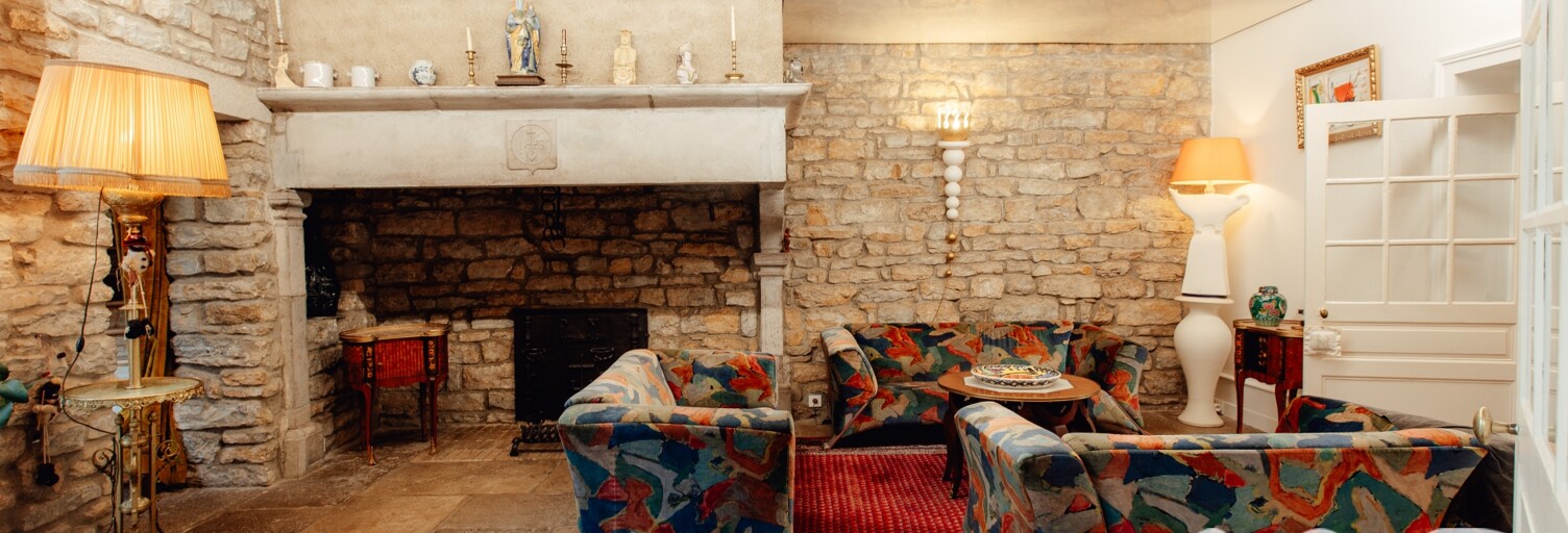 Maison 17 Pièces 400 m² à vendre à Voiteur (39210)