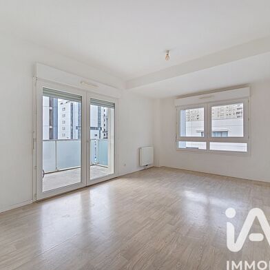 Appartement 3 pièces 160000 €