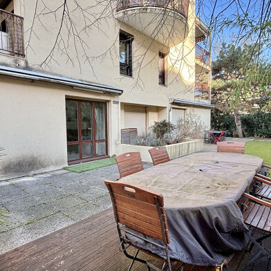 Appartement 6 pièces 2490 €