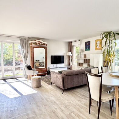 Appartement 6 pièces 2490 €