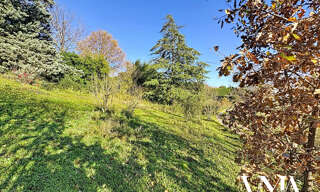 Terrain  1844 m² à vendre à Saint-Germain-Nuelles (69210)