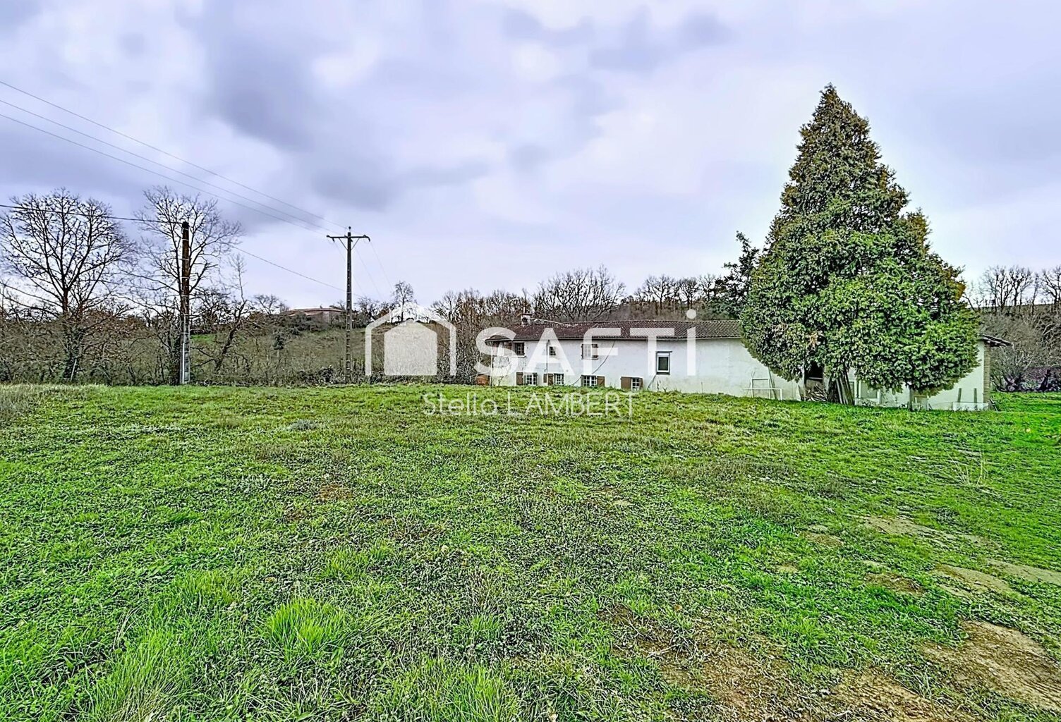 Ancienne ferme de caractère à Giroussens, sans aucun voisinage, sur plus d'1 hectare de terrain — photo 1