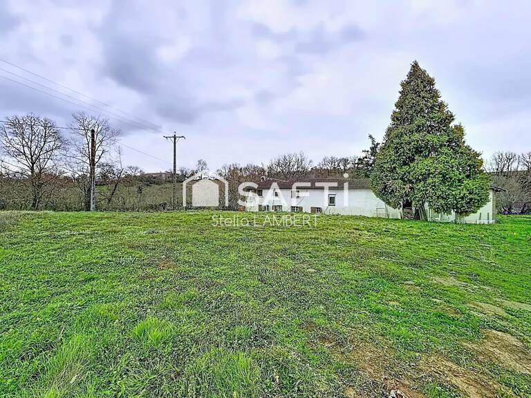 Ancienne ferme de caractère à Giroussens, sans aucun voisinage, sur plus d'1 hectare de terrain — photo 1