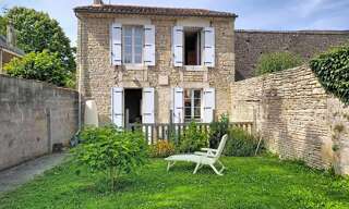 Maison 6 Pièces 157 m² à vendre à Asnières-la-Giraud (17400)