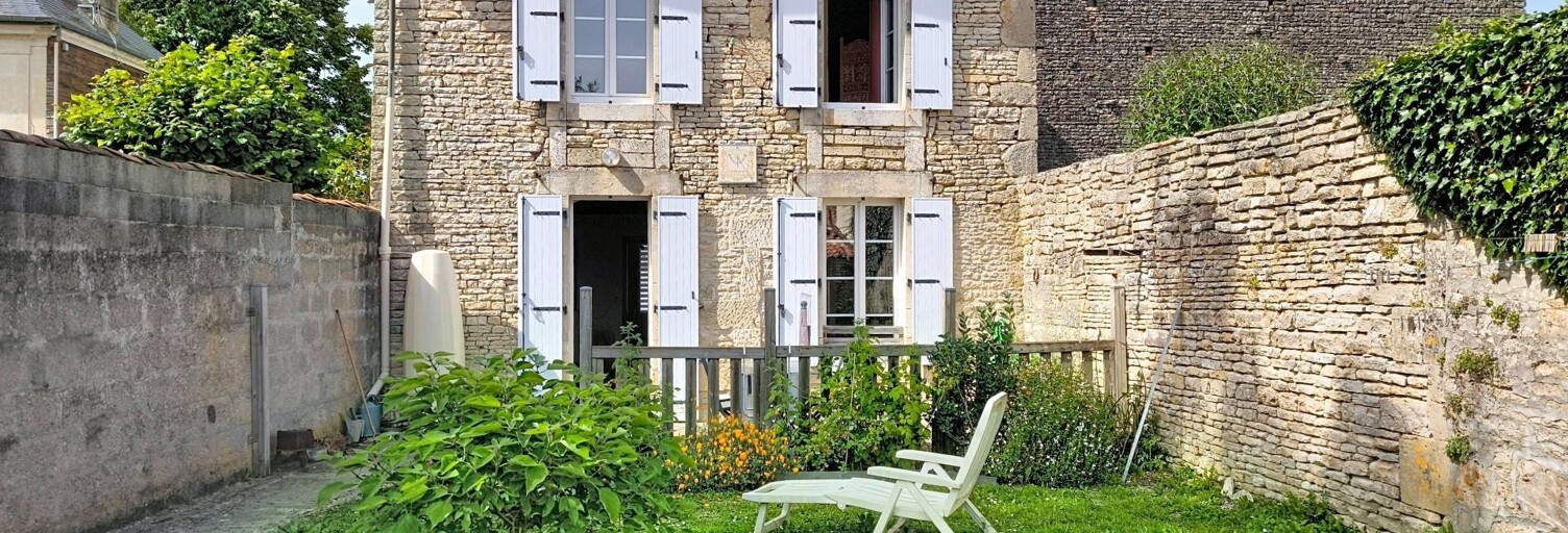 Maison 6 Pièces 157 m² à vendre à Asnières-la-Giraud (17400)