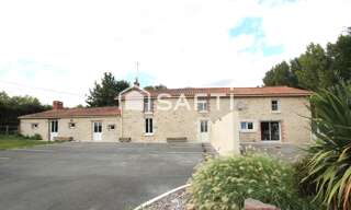 Maison 11 Pièces 296 m² à vendre à La Caillère-Saint-Hilaire (85410)