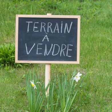 Terrain  28000 €